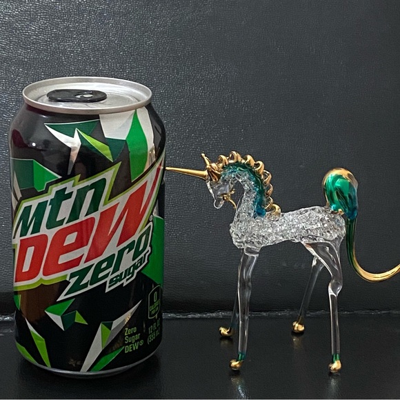 Vintage Delicate Spun Glass Unicorn Collectible Art Glass Figurine - Picture 15 of 16